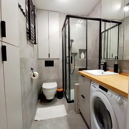 Neoapartments Lotnicza شقة *