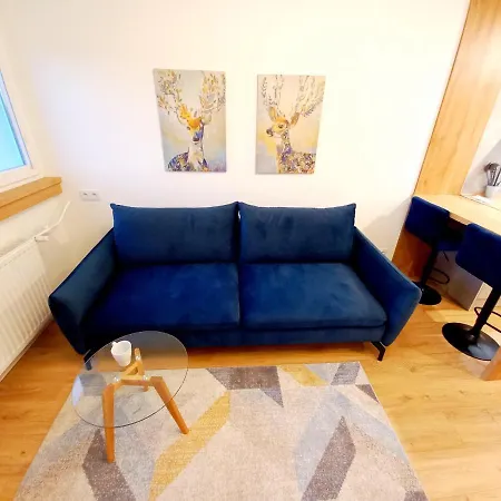 Neoapartments Lotnicza شقة فروتسواف