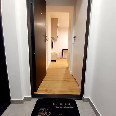 Neoapartments Lotnicza Vratislav