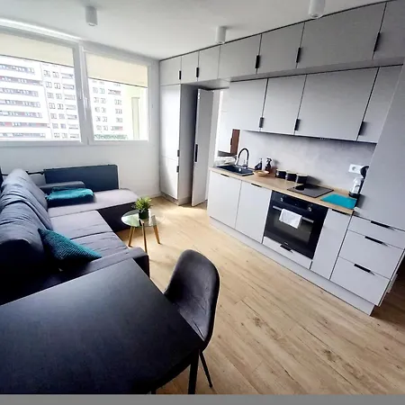 Neoapartments Lotnicza فروتسواف