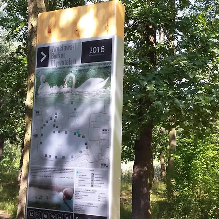 Neoapartments Lotnicza 公寓